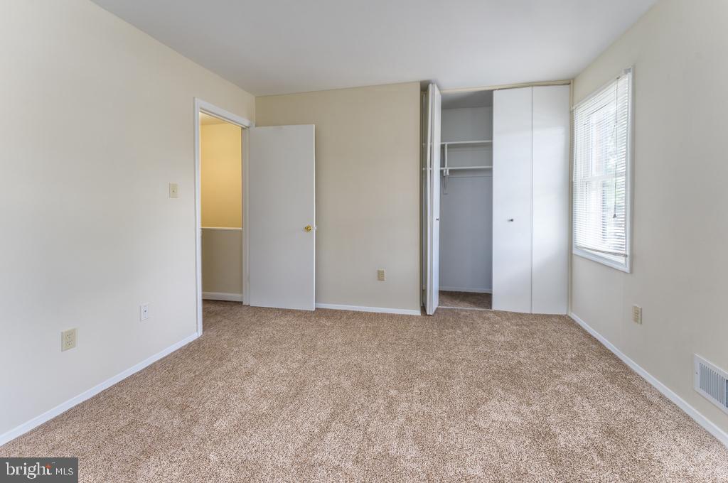 9451 Taney Road Manassas, VA 20110 - Photo 10 of 21 Gallery Image 10