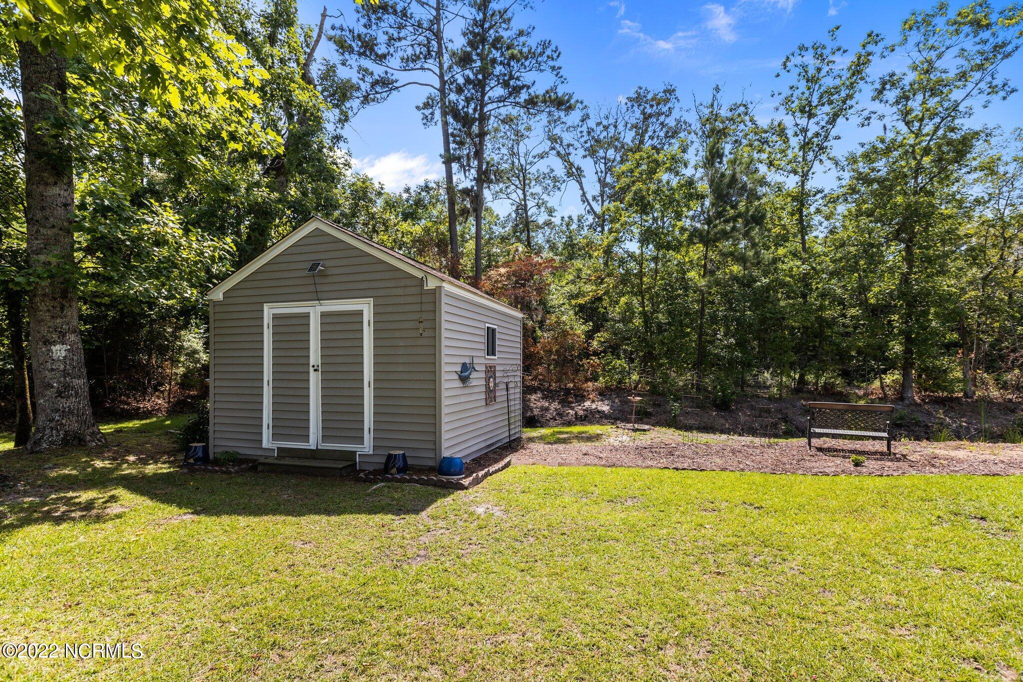 2412 Wild Turkey Road New Bern, NC 28562 - Photo 45 of 54 11-web-or-mls-2I3A0009