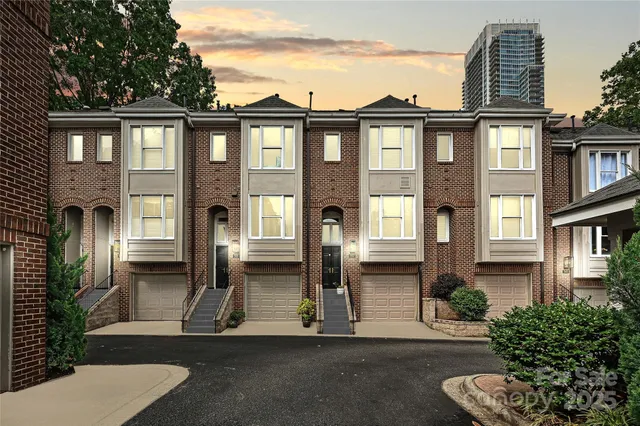 $699,900 | 333 West 7th Street, Charlotte, NC 28202