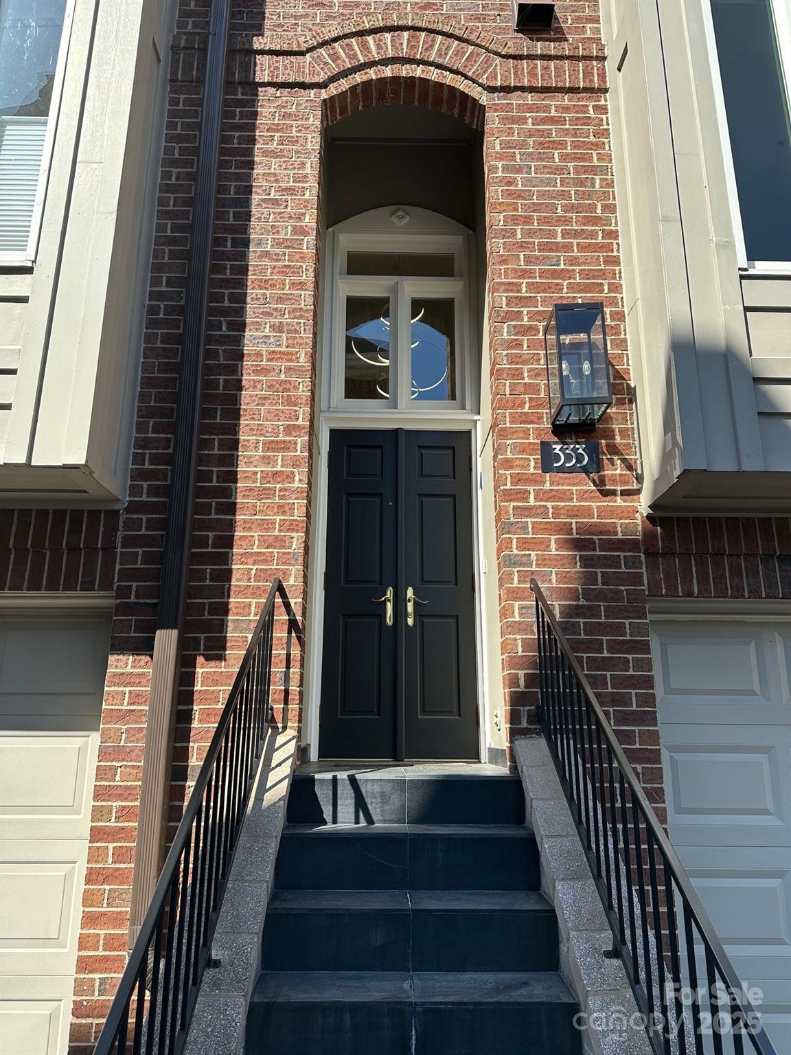 333 West 7th Street Charlotte, NC 28202 - Photo 3 of 46 a view of entryway and hall with wooden floor