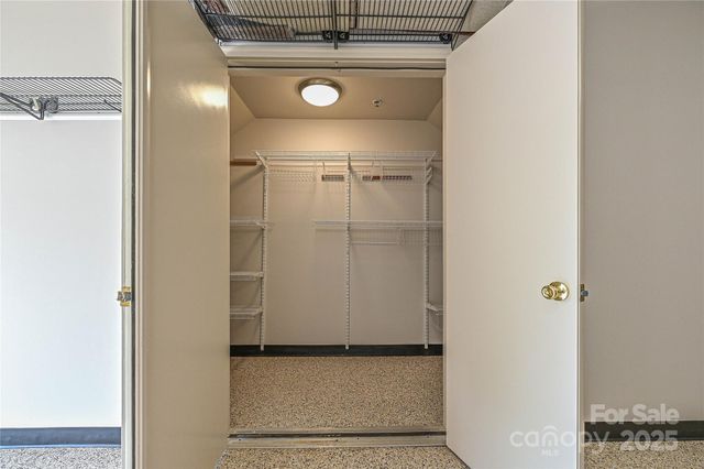 a view of walk in closet