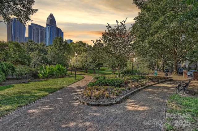 $699,900 | 333 West 7th Street, Charlotte, NC 28202