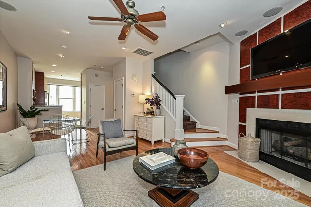 $699,900 | 333 West 7th Street, Charlotte, NC 28202