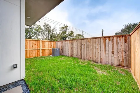 $309,900 | 4505 Whitney Park Way, Houston, TX 77022