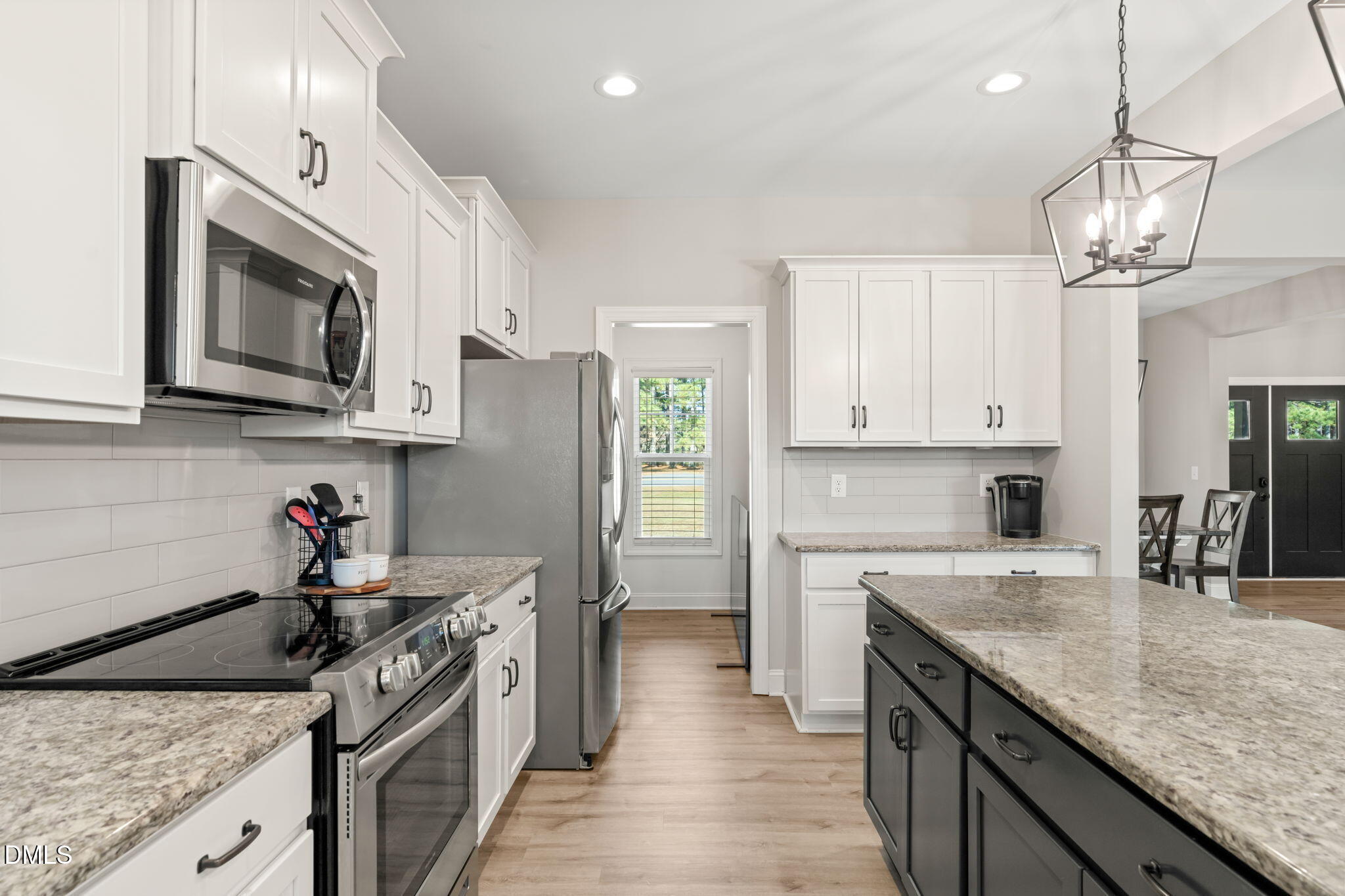 8701 Highway 210 Four Oaks, NC 27524 - Photo 18 of 40 Kitchen