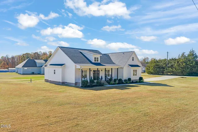 $550,000 | 8701 Highway 210, Four Oaks, NC 27524