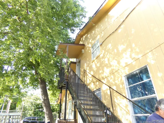 $575 | 823 Venice, Unit 7, San Antonio, TX 78201