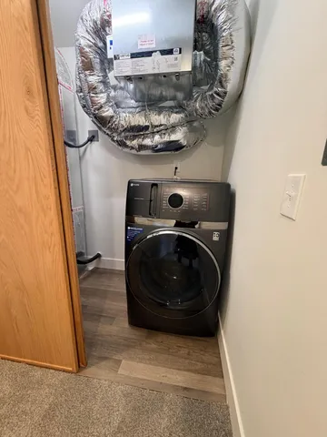 $2,600 | 131 West 46th Street, Minneapolis, MN 55419