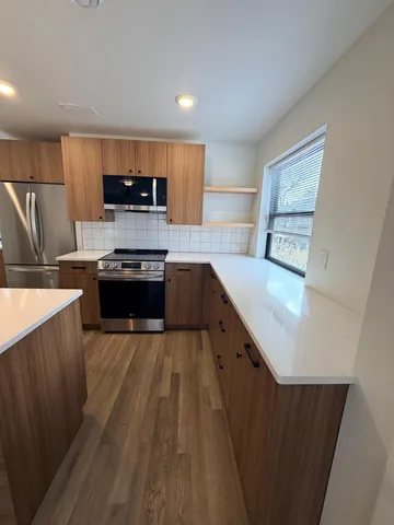 $2,600 | 131 West 46th Street, Minneapolis, MN 55419