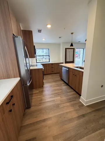 $2,600 | 131 West 46th Street, Minneapolis, MN 55419