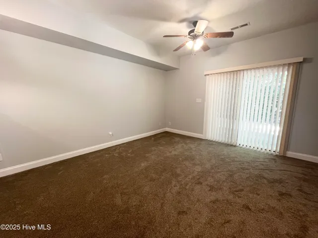 $1,517 | 414 Harbor Bay Drive, Elizabeth City, NC 27909