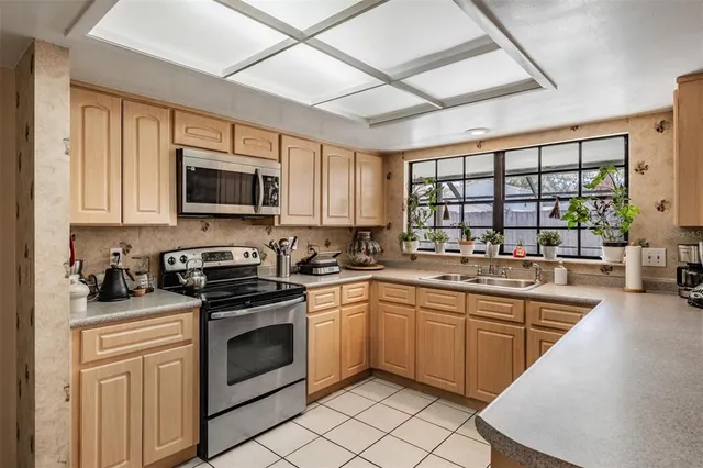 $550,000 | 12604 Rain Forest Street, Temple Terrace, FL 33617