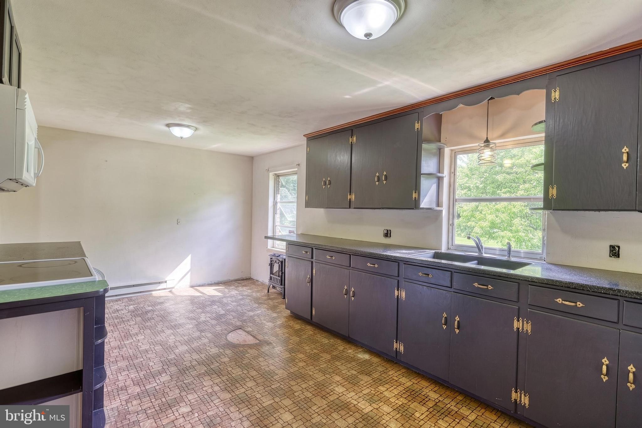 9 Pine Grove Road Hanover, PA 17331 - Photo 13 of 42