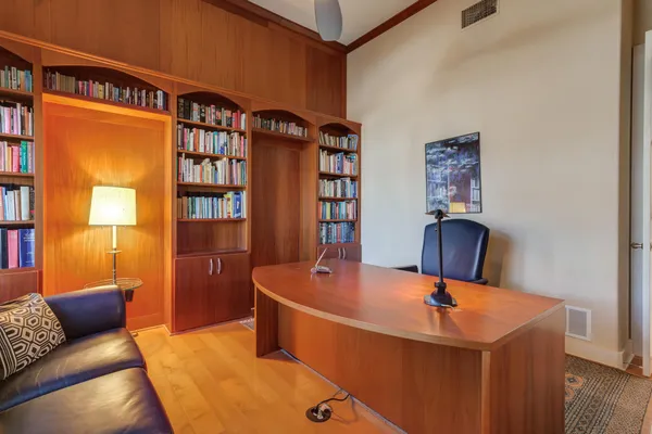 $1,098,000 | 1914 Aberdeen Avenue, Lubbock, TX 79407