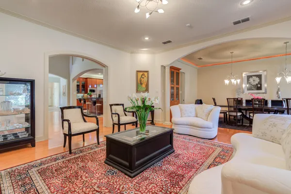 $1,098,000 | 1914 Aberdeen Avenue, Lubbock, TX 79407