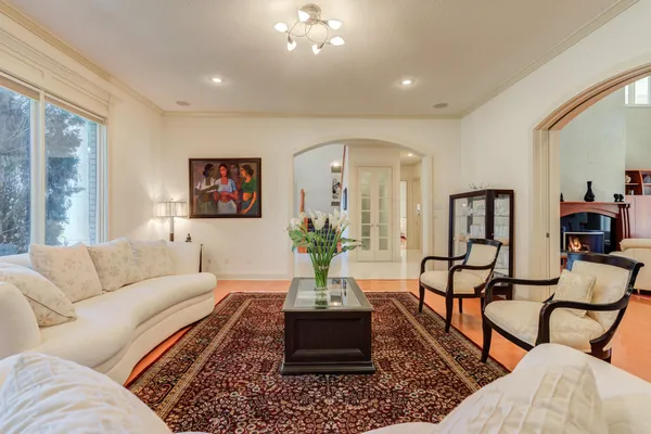 $1,098,000 | 1914 Aberdeen Avenue, Lubbock, TX 79407