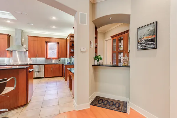 $1,098,000 | 1914 Aberdeen Avenue, Lubbock, TX 79407