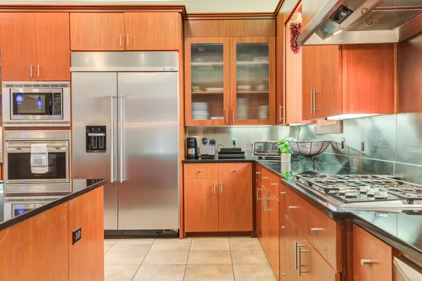 $1,098,000 | 1914 Aberdeen Avenue, Lubbock, TX 79407