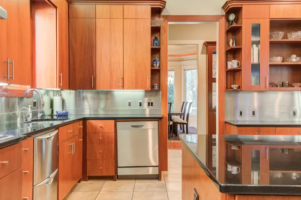 $1,098,000 | 1914 Aberdeen Avenue, Lubbock, TX 79407