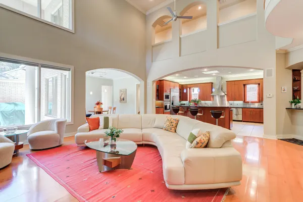 $1,098,000 | 1914 Aberdeen Avenue, Lubbock, TX 79407