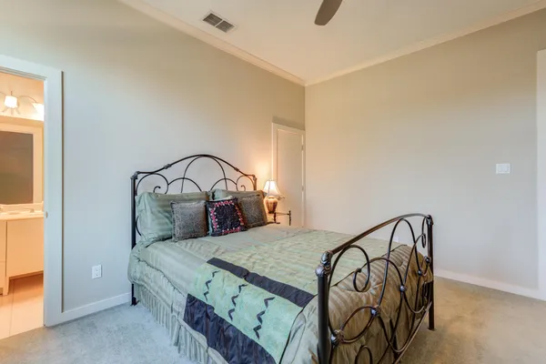 $1,098,000 | 1914 Aberdeen Avenue, Lubbock, TX 79407