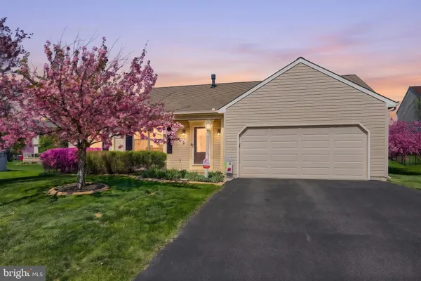 $395,000 | 440 Sterling Drive, Red Lion, PA 17356