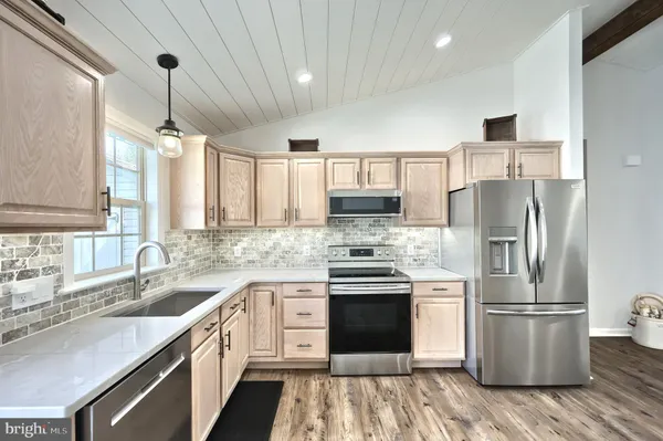 $395,000 | 440 Sterling Drive, Red Lion, PA 17356