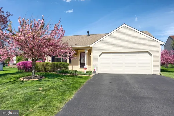 $395,000 | 440 Sterling Drive, Red Lion, PA 17356