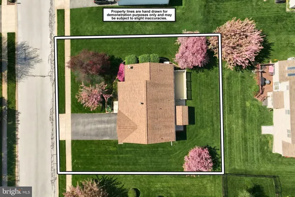 $395,000 | 440 Sterling Drive, Red Lion, PA 17356