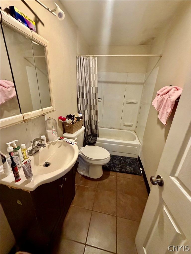 707 Spring Street Syracuse, NY 13208 - Photo 12 of 19