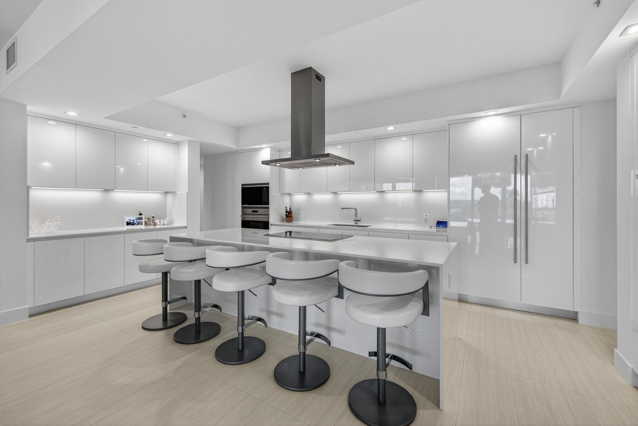 20155 Boca W Drive, Unit C302 Boca Raton, FL 33434 - Photo 3 of 78 Kitchen