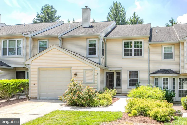 $638,500 | 19 Towpath Court, Princeton, NJ 08540