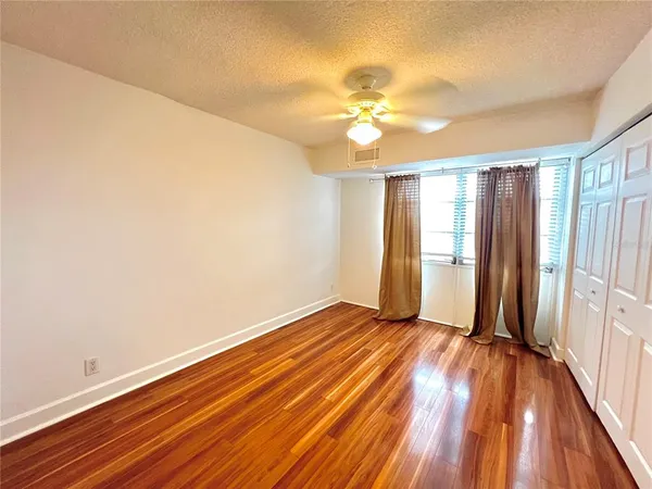 $1,695 | 3315 58th Avenue South, Unit 318, St. Petersburg, FL 33712