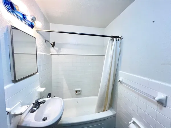 $1,695 | 3315 58th Avenue South, Unit 318, St. Petersburg, FL 33712