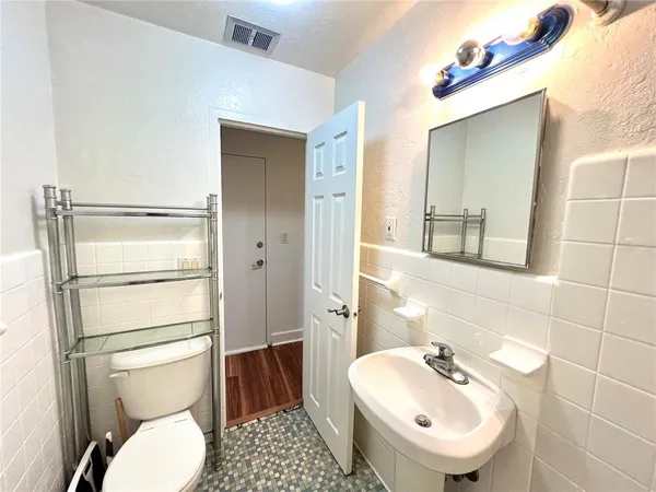 $1,695 | 3315 58th Avenue South, Unit 318, St. Petersburg, FL 33712