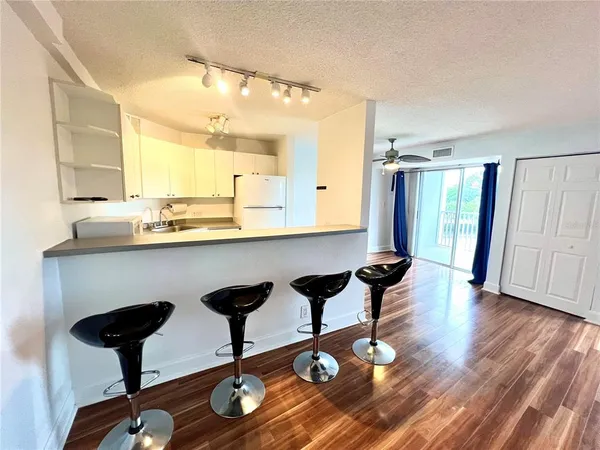 $1,695 | 3315 58th Avenue South, Unit 318, St. Petersburg, FL 33712