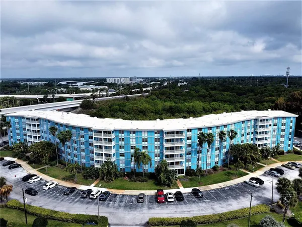 $1,695 | 3315 58th Avenue South, Unit 318, St. Petersburg, FL 33712