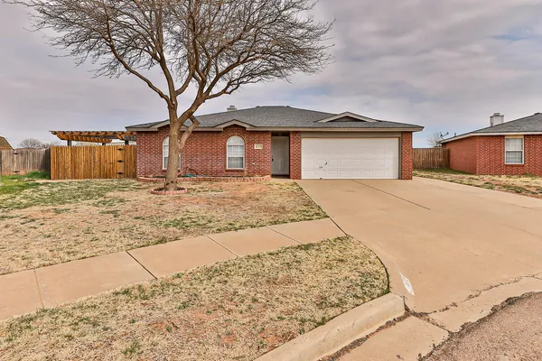 $1,695 | 6120 7th Drive, Lubbock, TX 79416