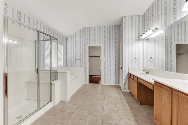 $3,900 | 509 Lochwood Drive, Murphy, TX 75094