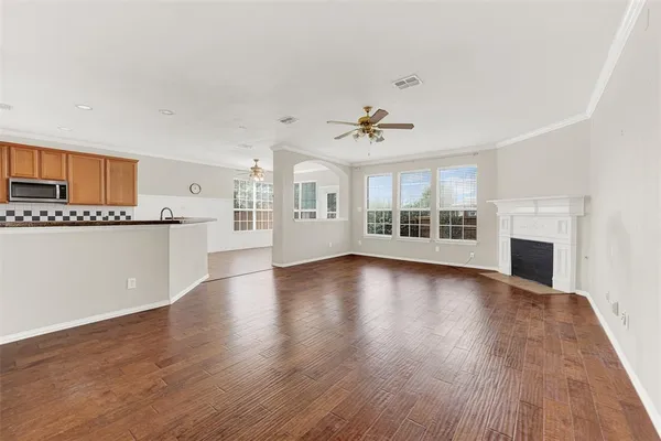 $3,900 | 509 Lochwood Drive, Murphy, TX 75094