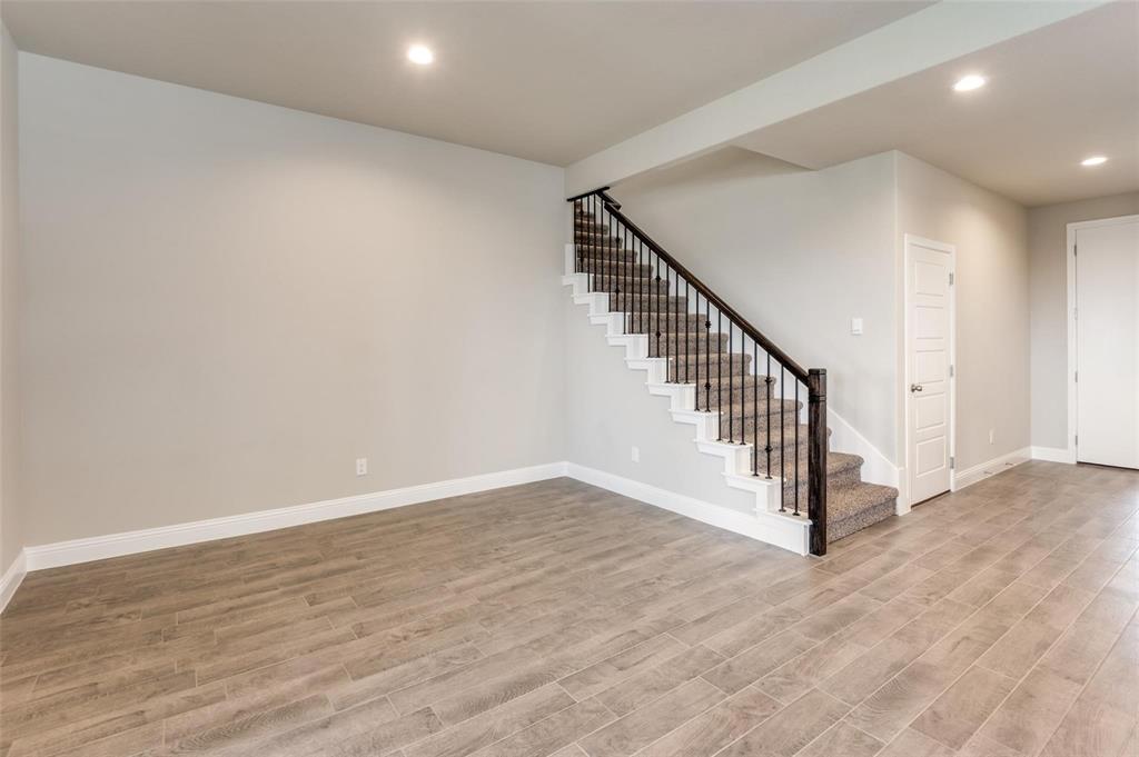 1517 Razorbill Road Denton, TX 76205 - Photo 9 of 25 Gallery Image 9
