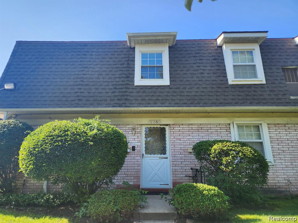 2260 North Hix Road Westland, MI 48185 - Photo 1 of 15 1.jpg