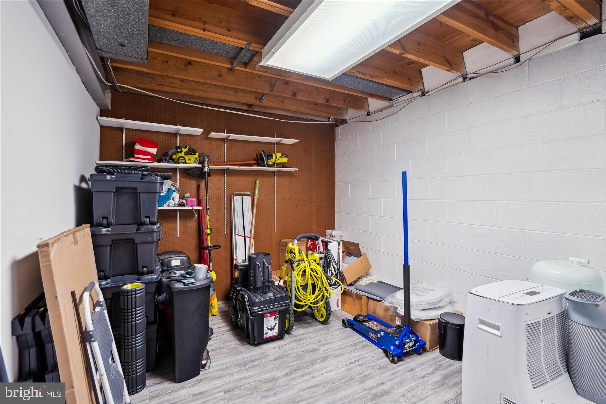 10520 Truxton Road Hyattsville, MD 20783 - Photo 26 of 30 Storage area