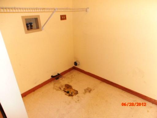 416 Fawn Lane Oswego, IL 60543 - Photo 7 of 15 a view of water heater room