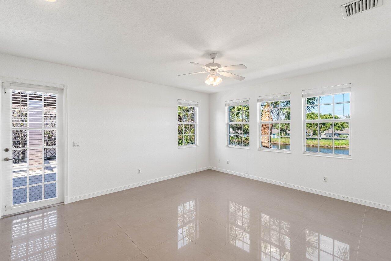 8343 Northwest 8th Terrace Boca Raton, FL 33487 - Photo 13 of 35 9