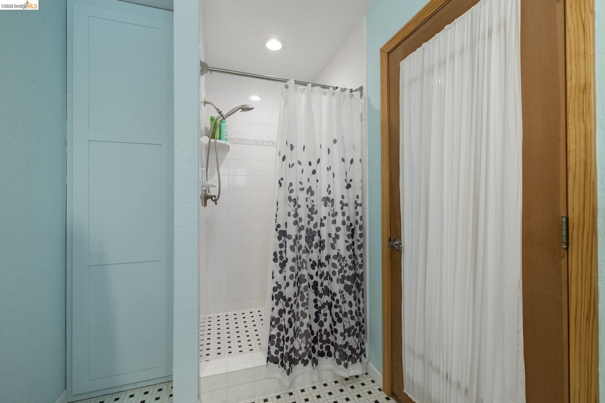 23615 Elizabeth Peak Road Twain Harte, CA 95383 - Photo 23 of 38 Full bathroom with a shower stall and recessed lighting