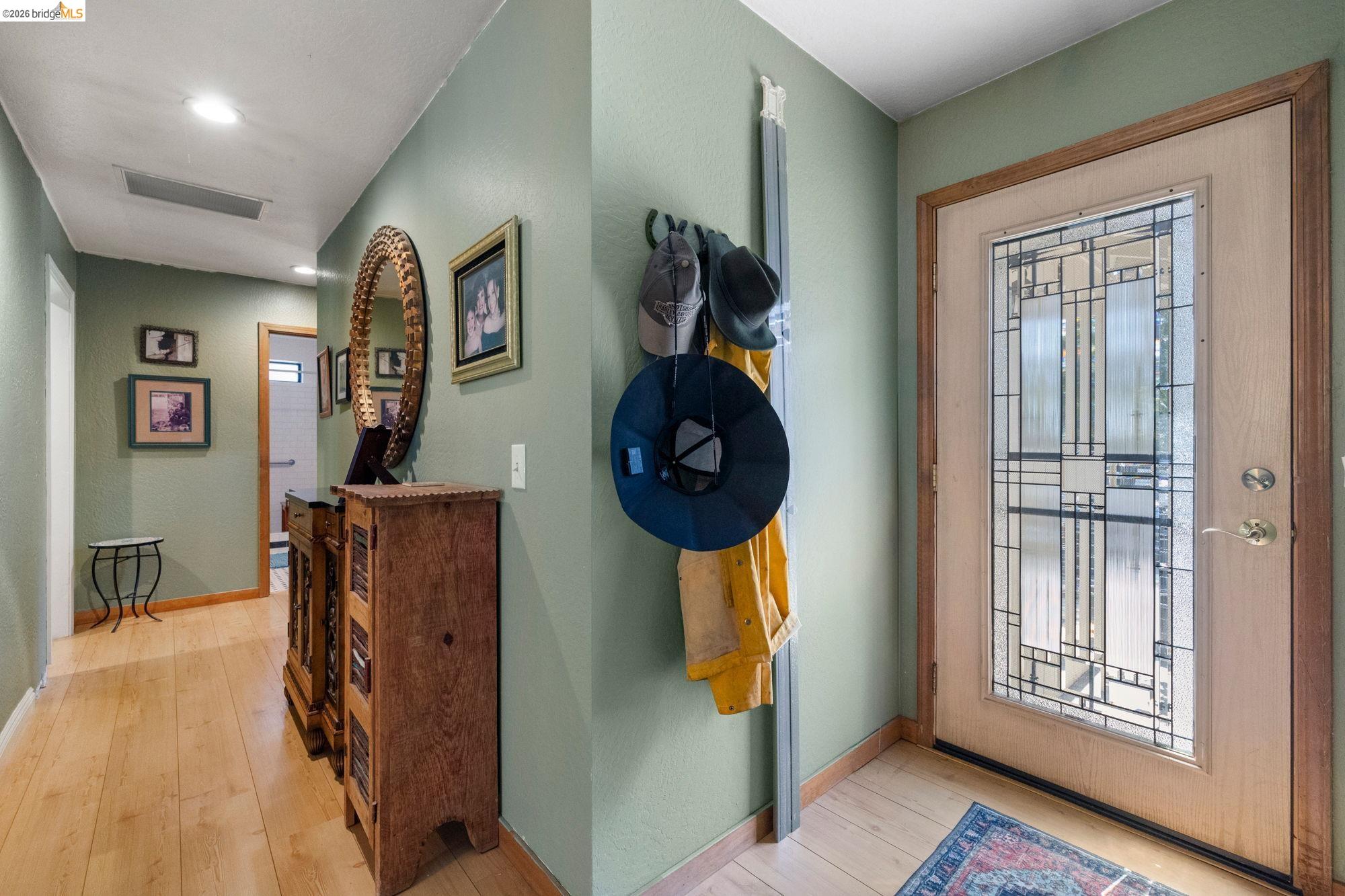 23615 Elizabeth Peak Road Twain Harte, CA 95383 - Photo 4 of 38 Foyer entrance featuring light wood finished floors and recessed lighting