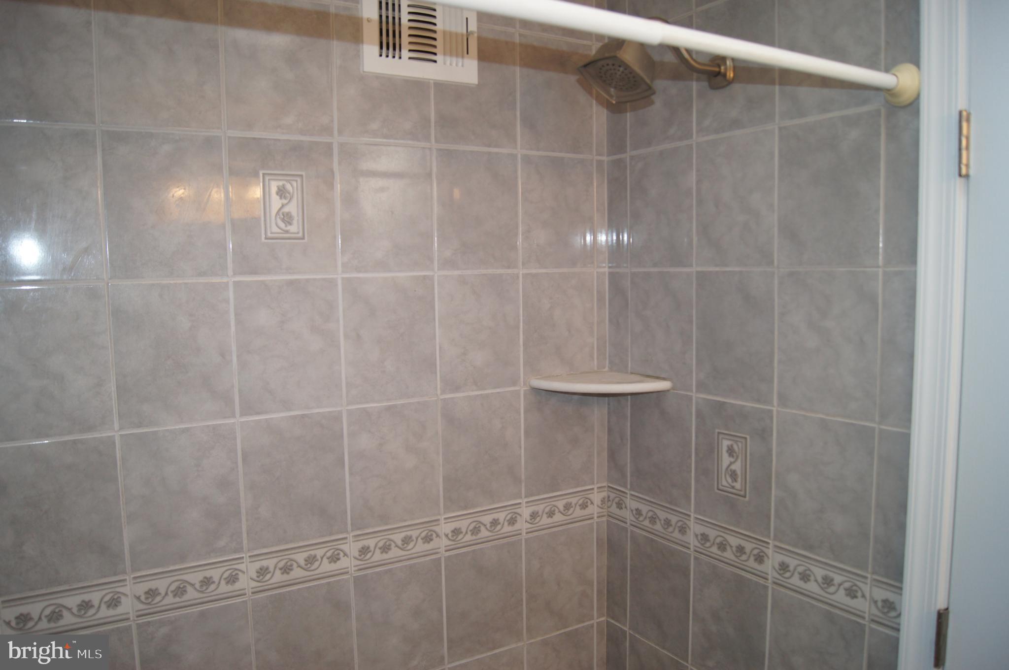 3201 Ancona Road Philadelphia, PA 19154 - Photo 31 of 75