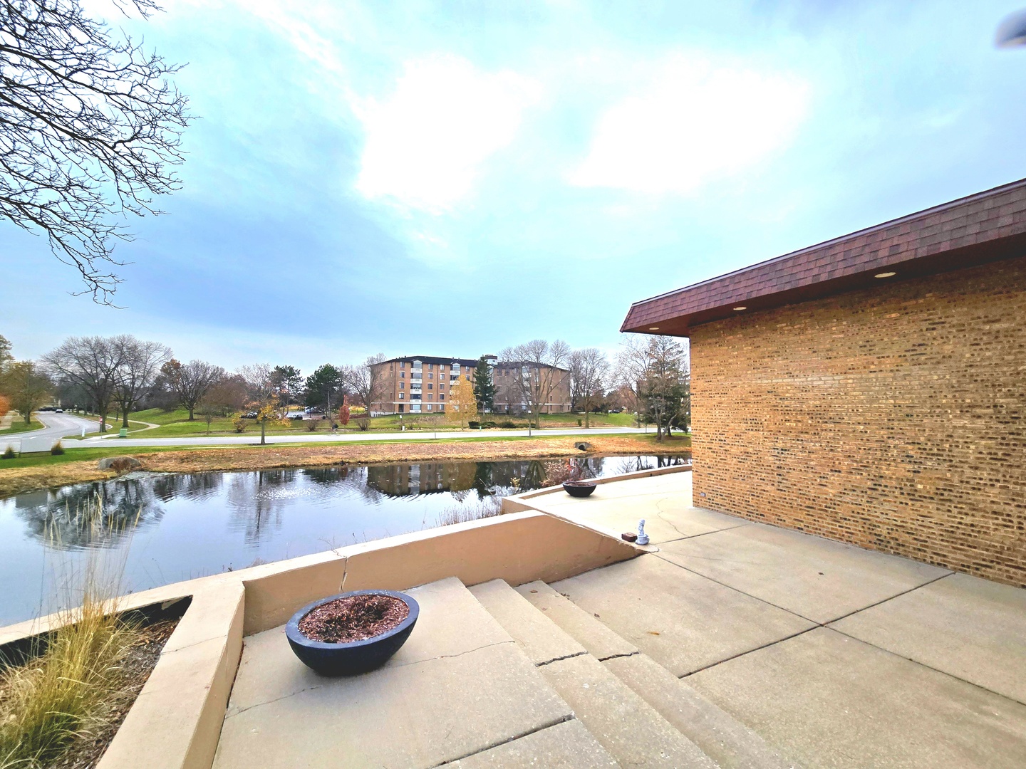 470 Raintree Court, Unit 3L Glen Ellyn, IL 60137 - Photo 27 of 33 Gallery Image 27