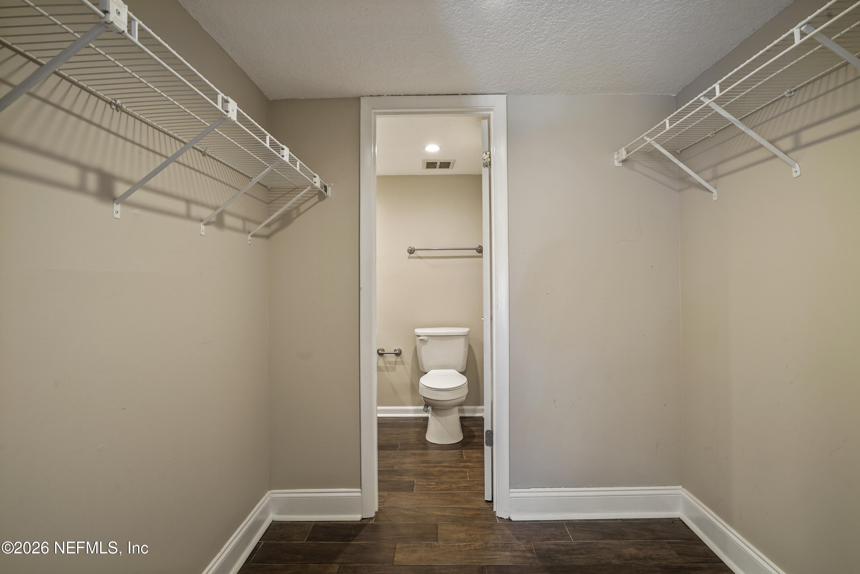 3737 Loretto Road, Unit 802 Jacksonville, FL 32223 - Photo 14 of 18 DSC02097